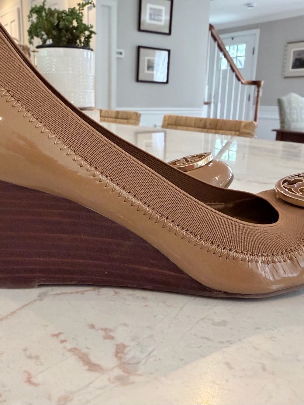Tory Burch Caroline Wedge - Picture 4 of 7